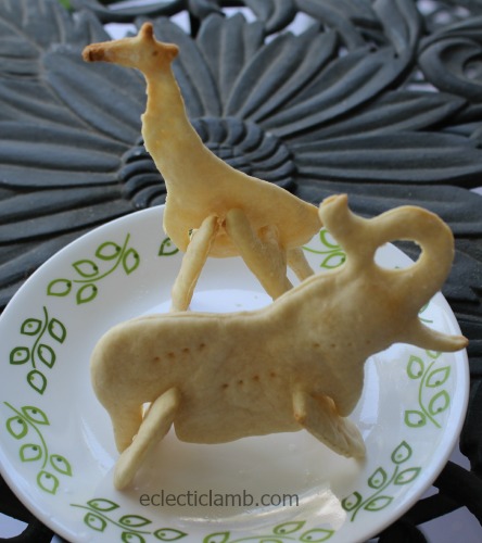 3D Giraffe Elephant crackers